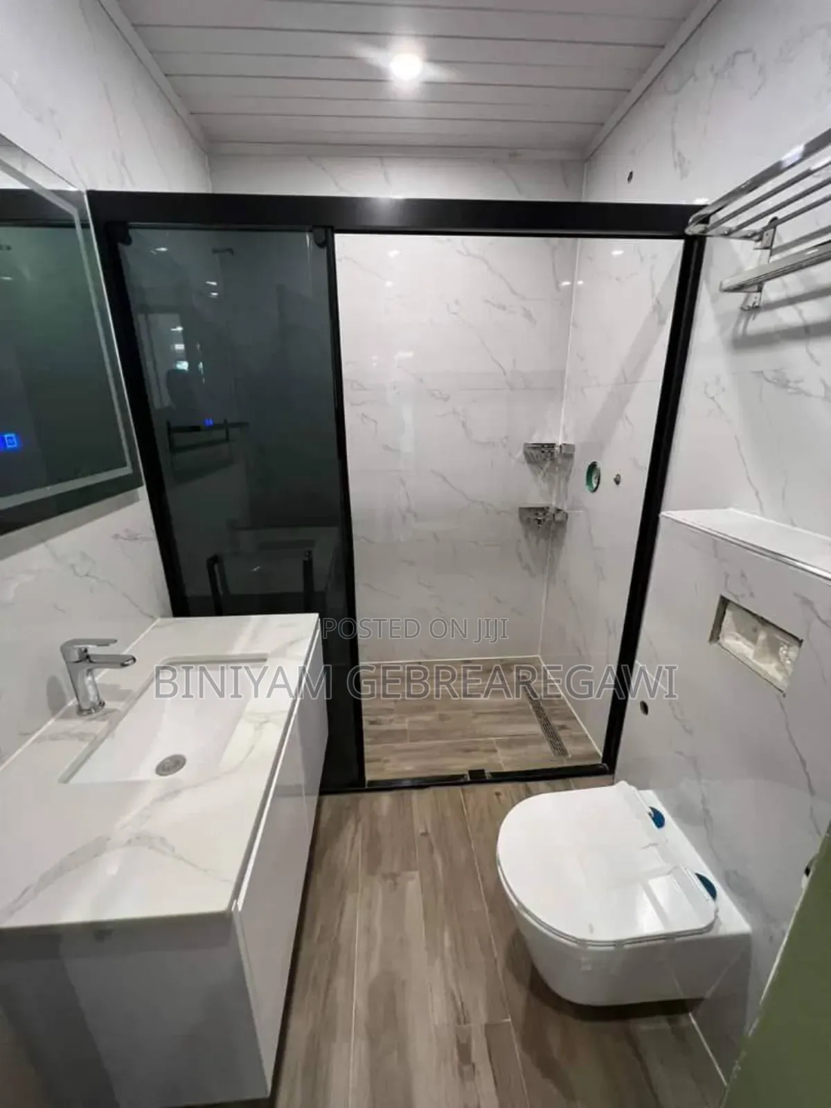 Furnished 5bdrm Apartment in Luxury Apartment, Yeka for rent