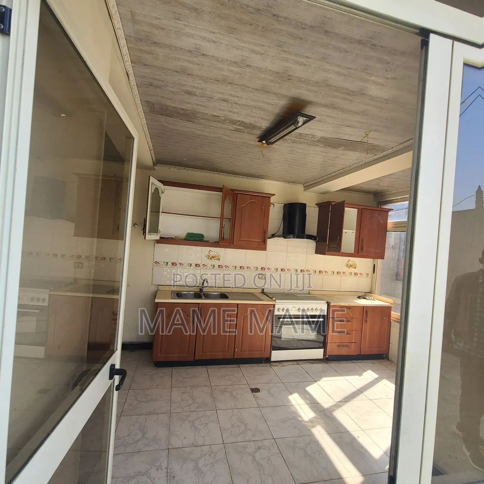 4bdrm House in Addis Abeba, Bole for rent