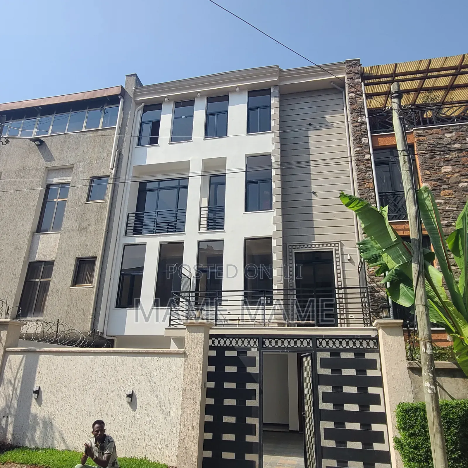 5bdrm House in Addis Abeba, Bole for rent