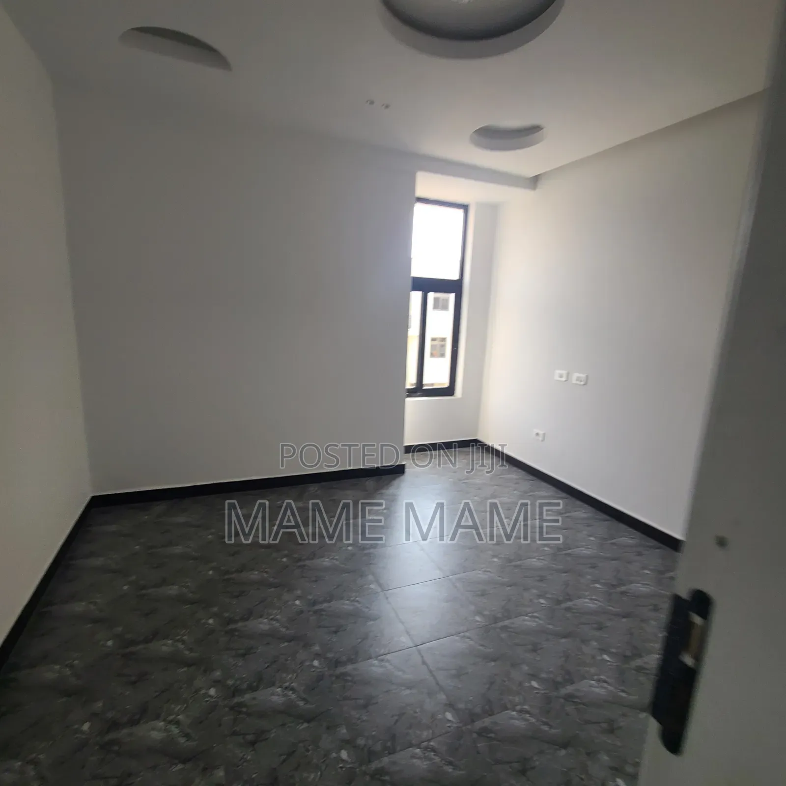 5bdrm House in Addis Abeba, Bole for rent