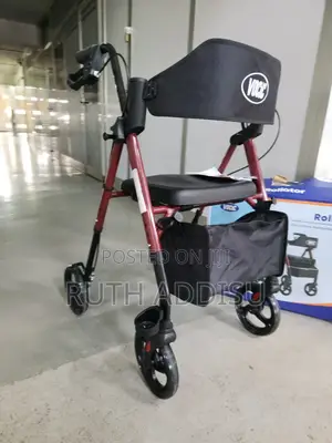 Photo - Walker前面walker上海walker乂爻walker卄卌walker Foldable巢的walker