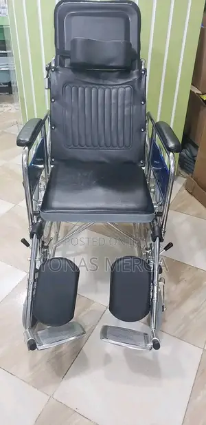 Photo - Multi-Purpose Wheelchairو妏commode Chair For蛋ፐtoilet With Arm