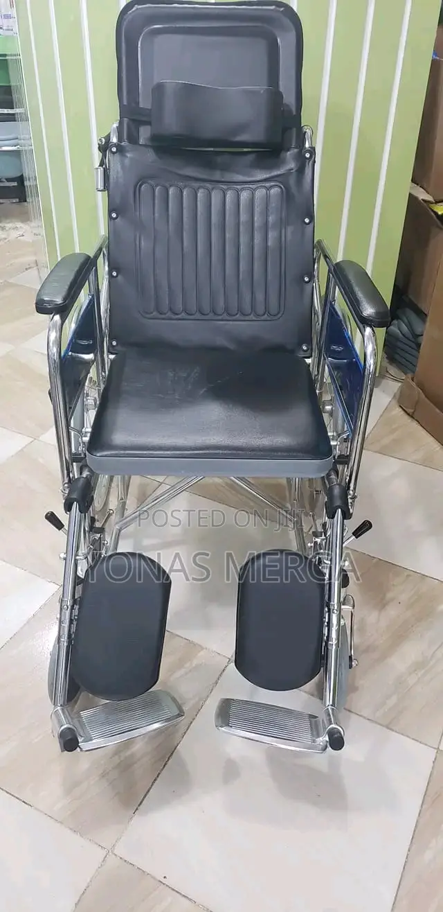 Multi-Purpose Wheelchairو妏commode Chair For蛋ፐtoilet With Arm