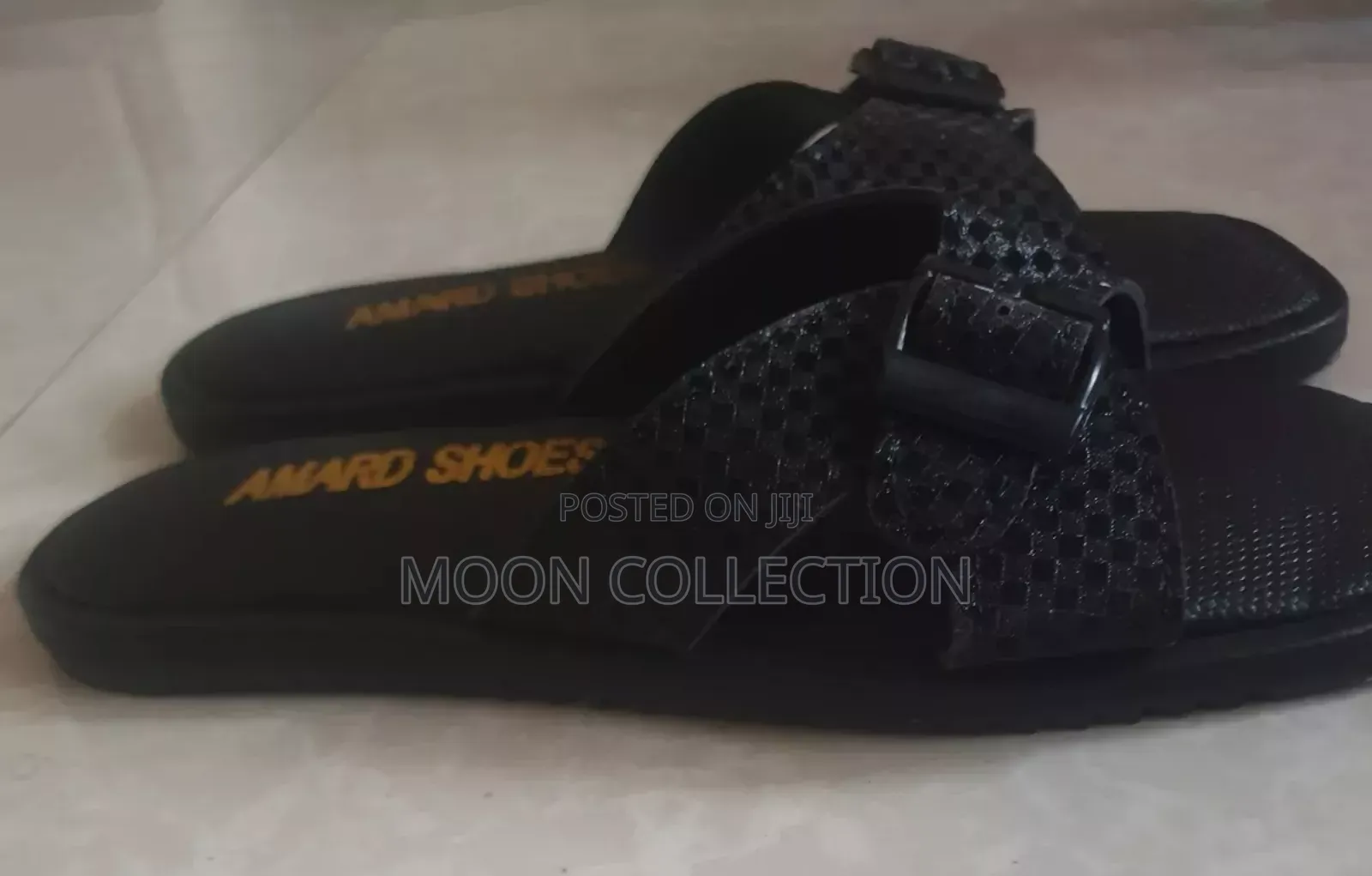 Women's Flat Sandals