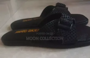 Women's Flat Sandals