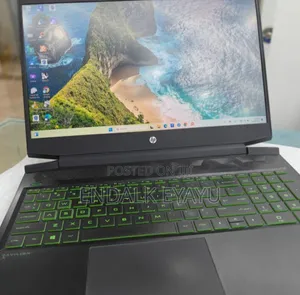 Photo - New Laptop HP 16GB Intel Core I5 SSD 512GB