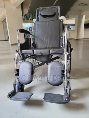 Toilet Wheelchair刃ةwheel~Backrest Can Be Adjusted Up to 180°