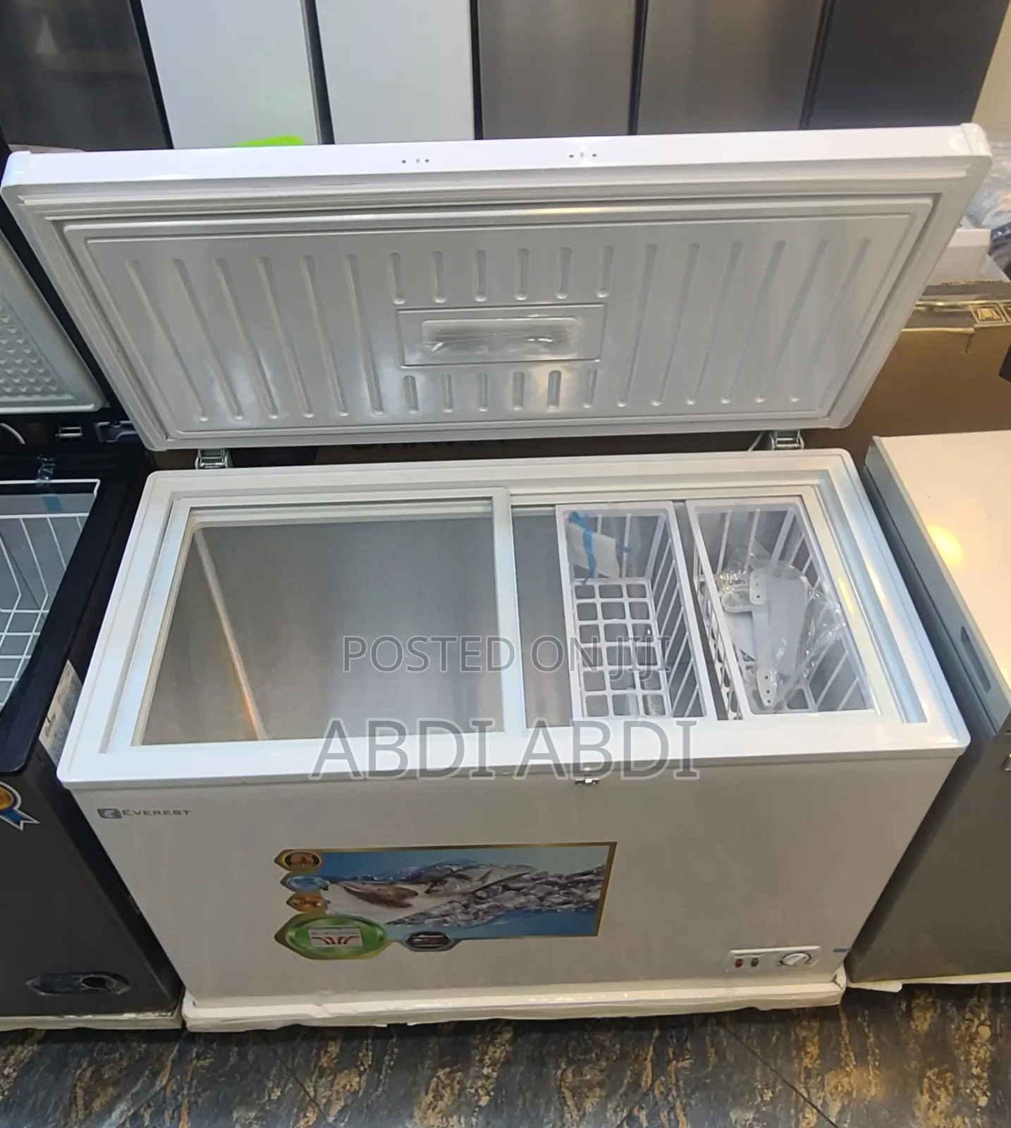 Everst 330 Li Chest Freezer