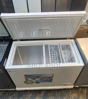 Everst 330 Li Chest Freezer