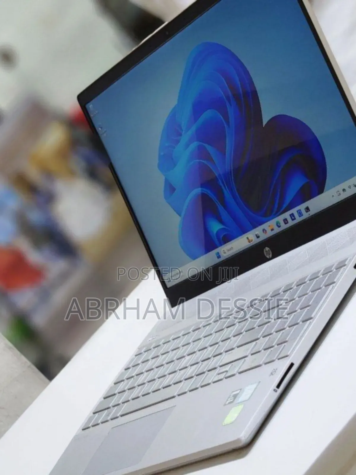 New Laptop HP Pavilion 15 8GB Intel Core I5 SSD 1T