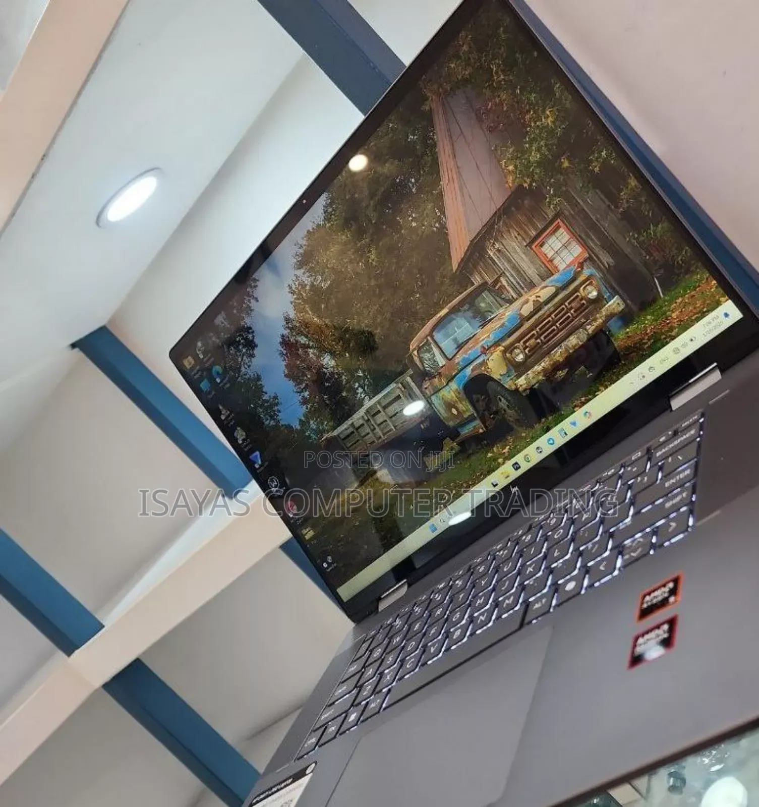 New Laptop HP Envy X360 8GB AMD Ryzen 5 SSD 512GB