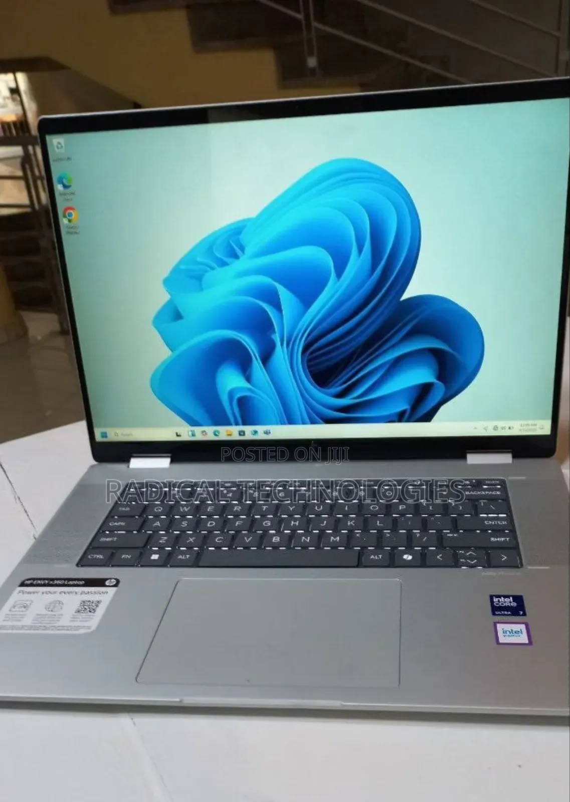 New Laptop HP Envy X360 32GB Intel Core Ultra 7 SSD 2T