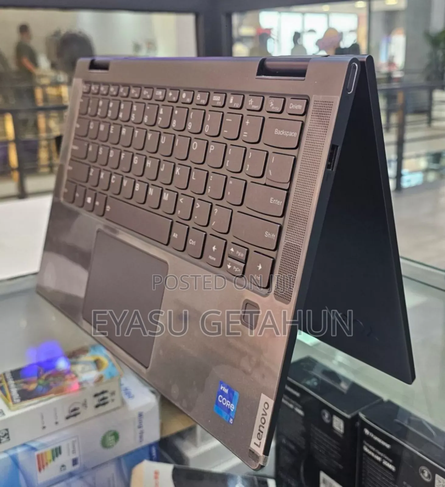 New Laptop Lenovo Yoga 700 8GB Intel Core I5 SSD 512GB