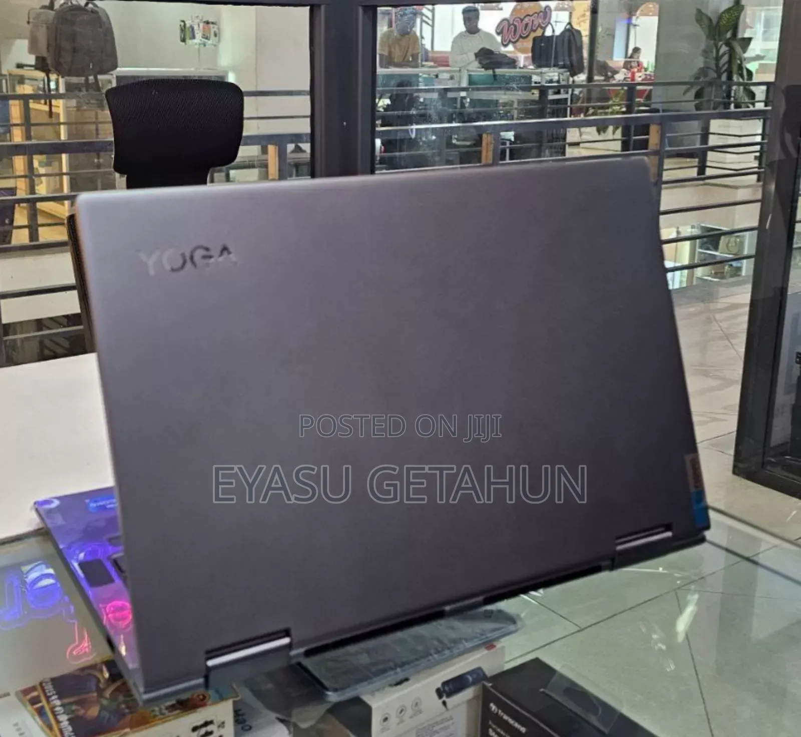 New Laptop Lenovo Yoga 700 8GB Intel Core I5 SSD 512GB