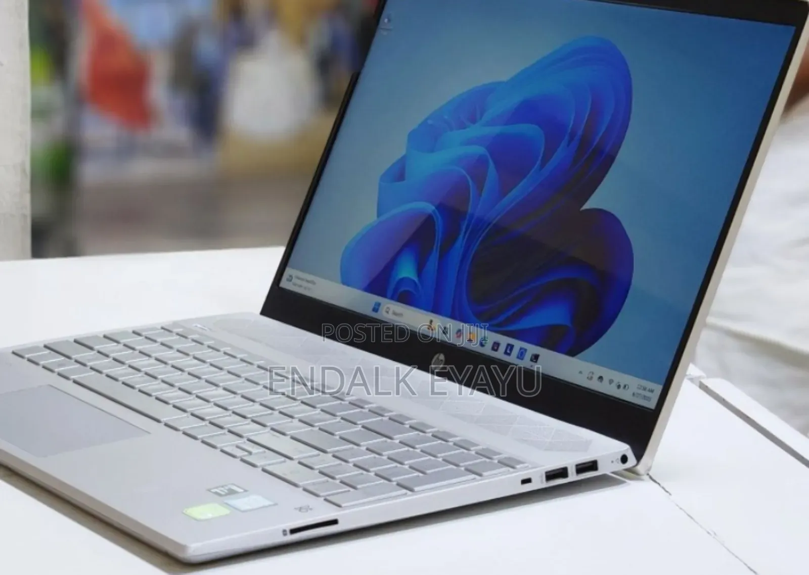 New Laptop HP Pavilion 15 8GB Intel Core I5 SSD 128GB