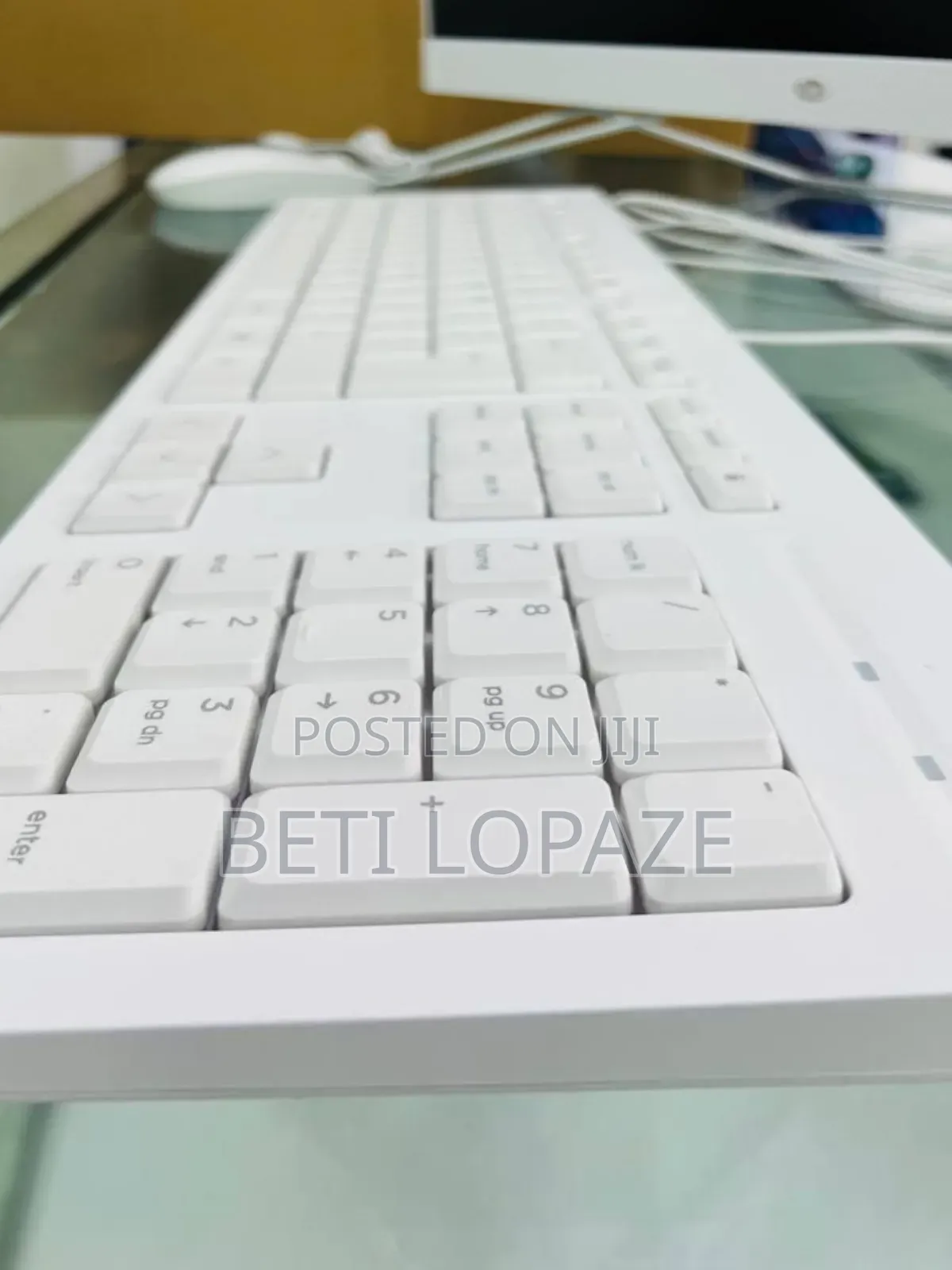 New Desktop Computer HP 290 G9 All-in-One 8GB Intel Core I7 SSD 512GB