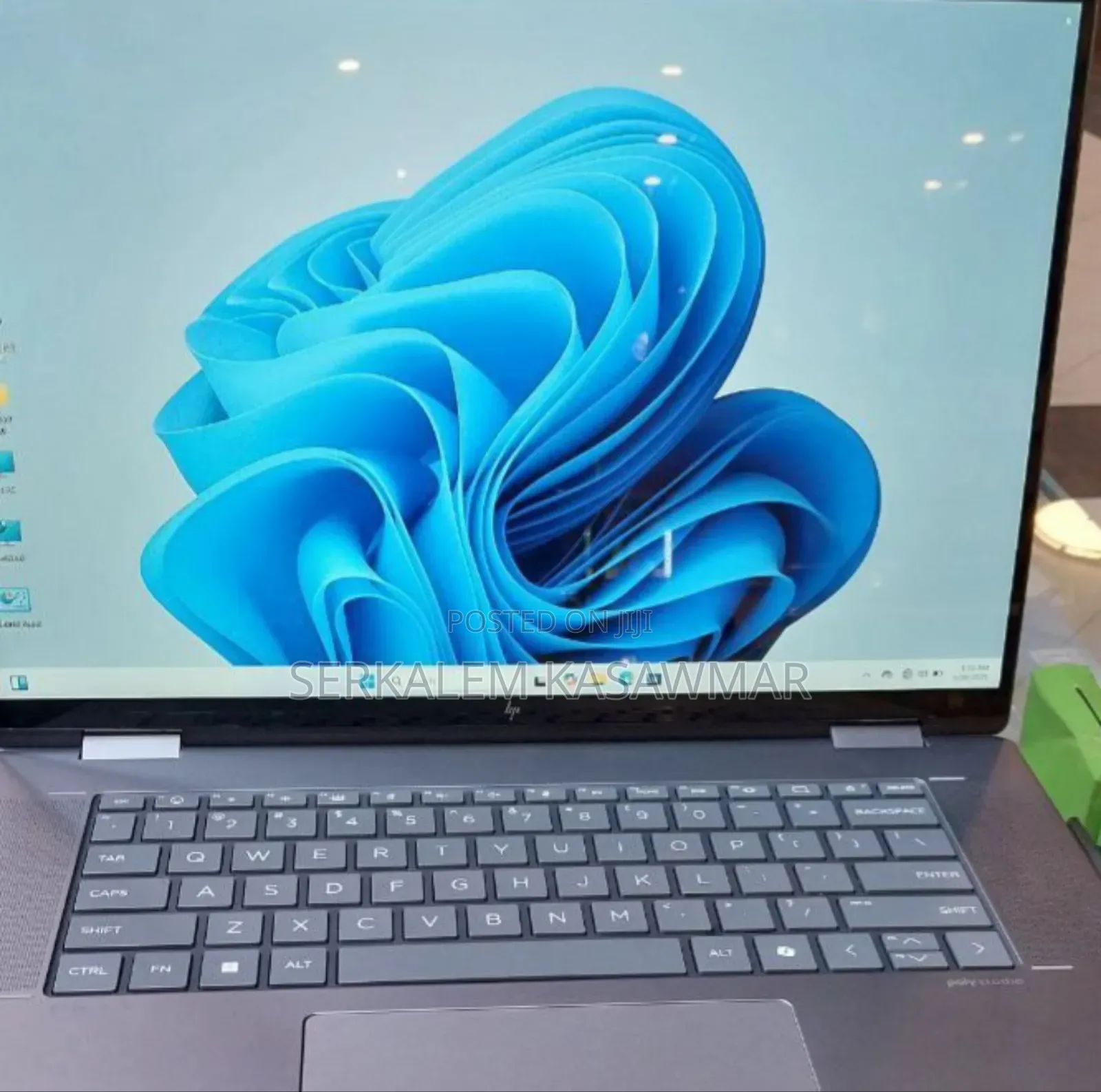 New Laptop HP Envy X360 16GB AMD Ryzen 7 SSD 512GB