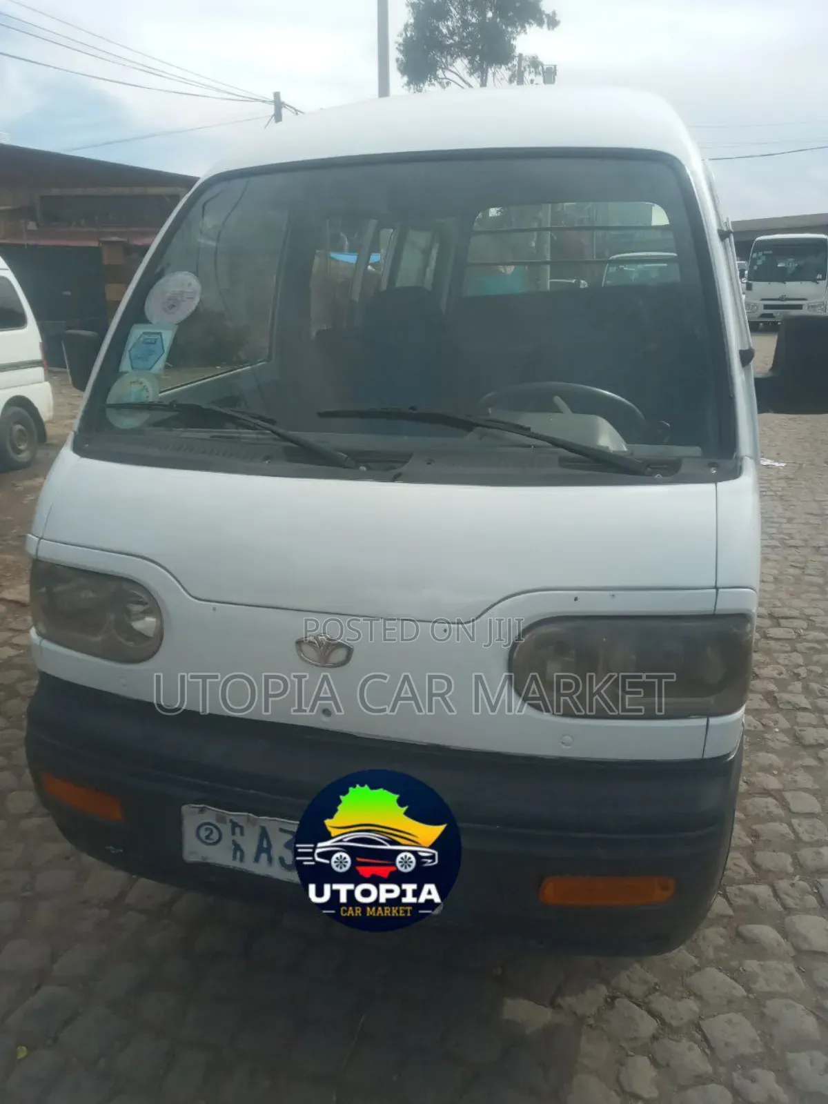 Daewoo Chairman 2006 White