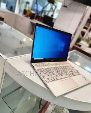 New Laptop HP Pavilion 15 8GB Intel Core I7 SSD 512GB