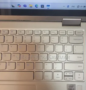 New Laptop Lenovo Yoga C740 16GB Intel Core I7 SSD 512GB