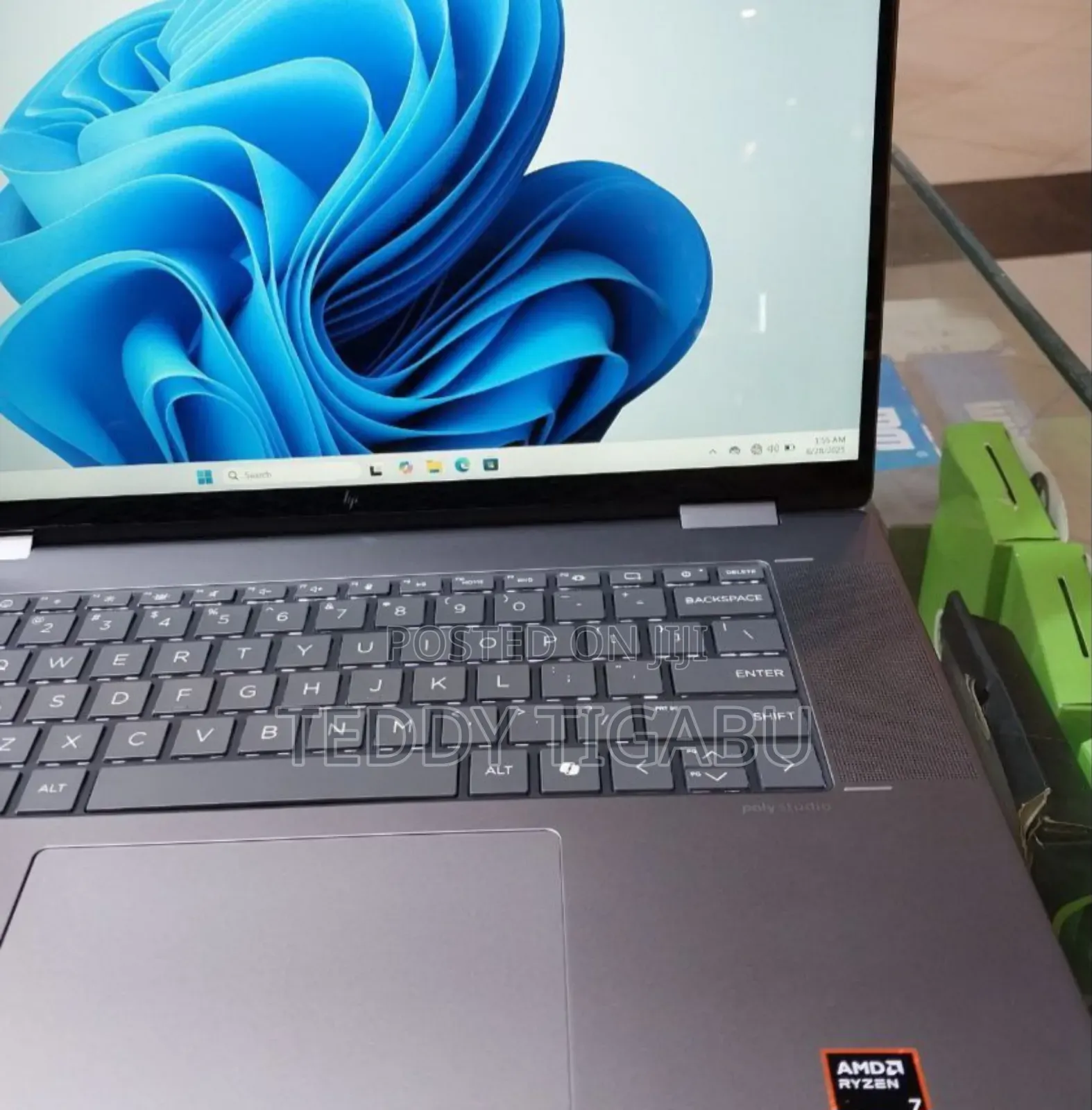 New Laptop HP Envy X360 16GB AMD Ryzen 7 SSD 512GB