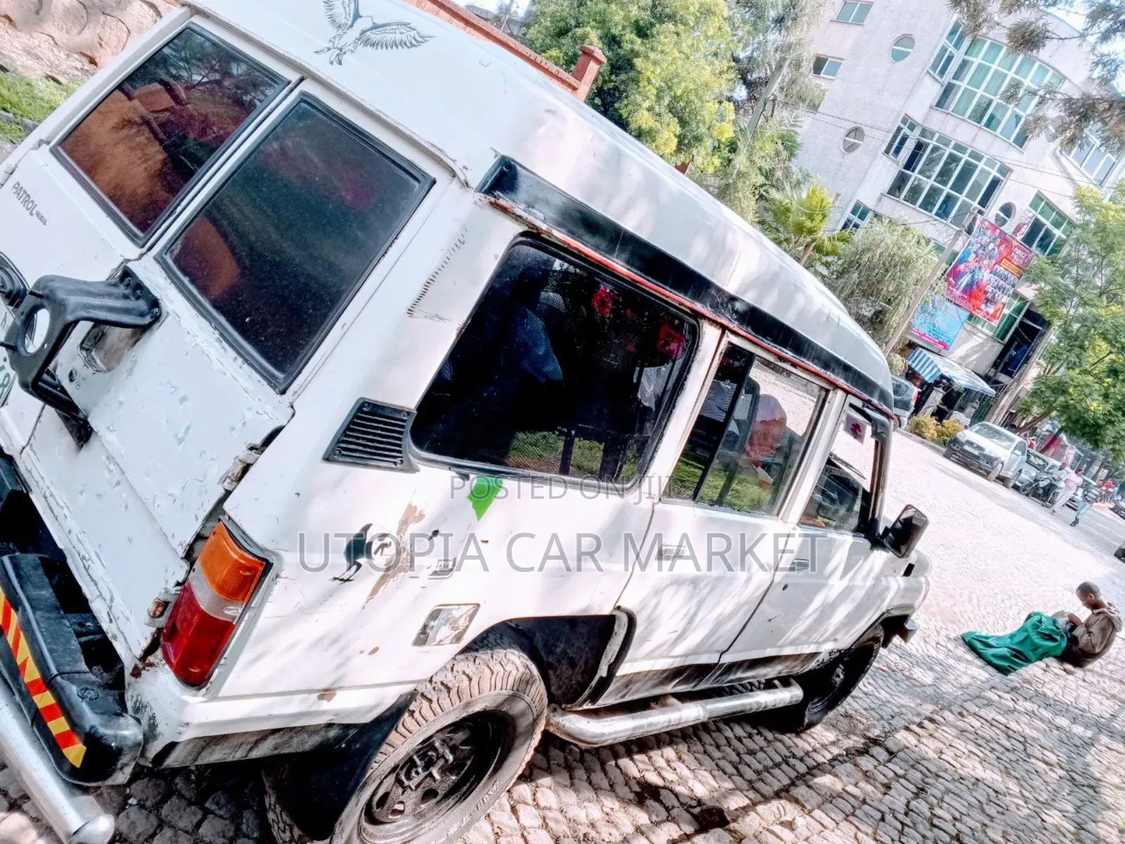 Nissan Patrol 1996 White