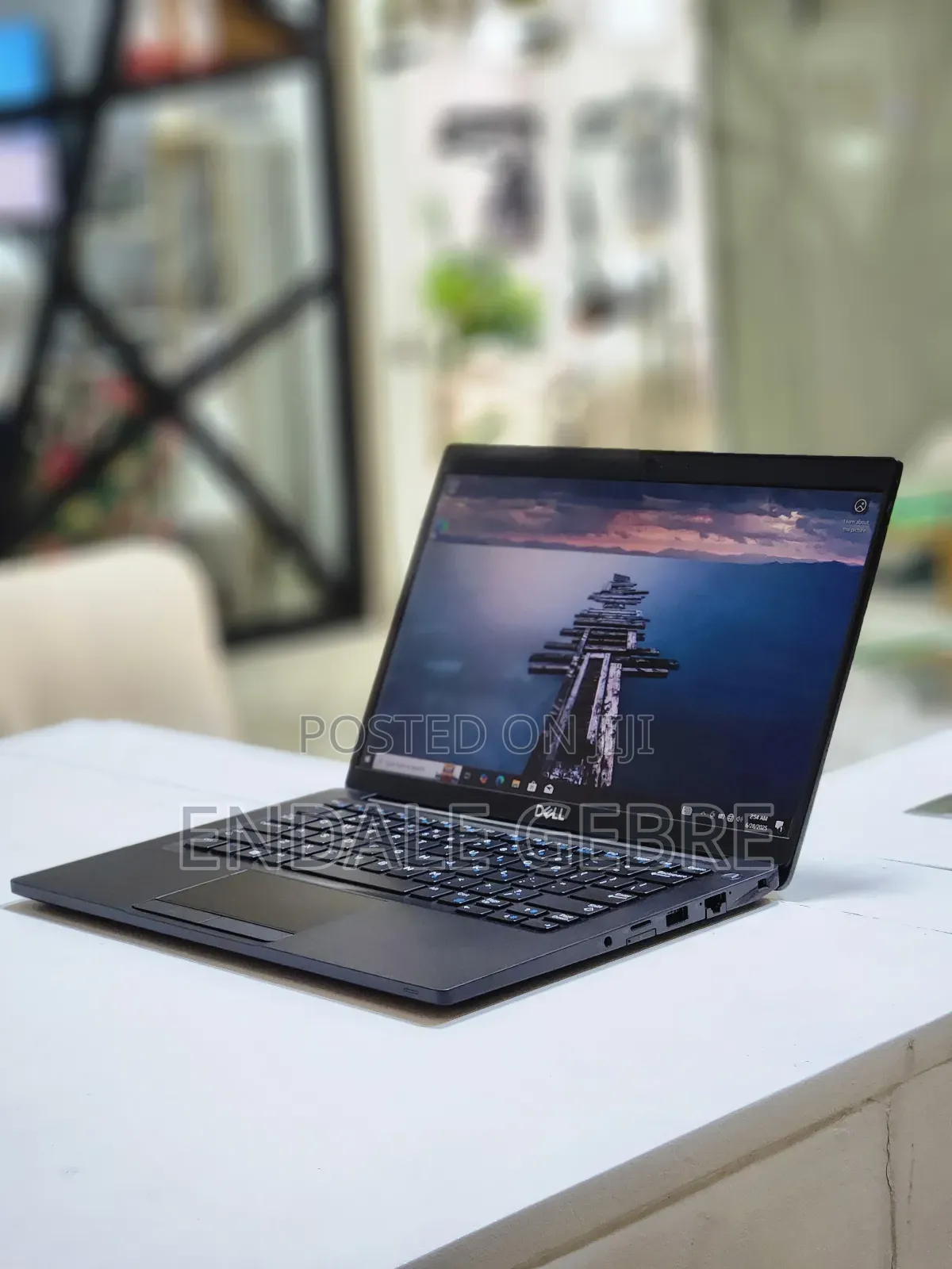 New Laptop Dell Latitude 7389 8GB Intel Core I5 SSD 256GB