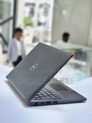 New Laptop Dell Latitude 7389 8GB Intel Core I5 SSD 256GB