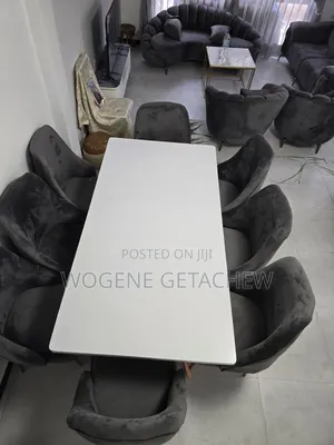 8 Seat Brand New Dining Table