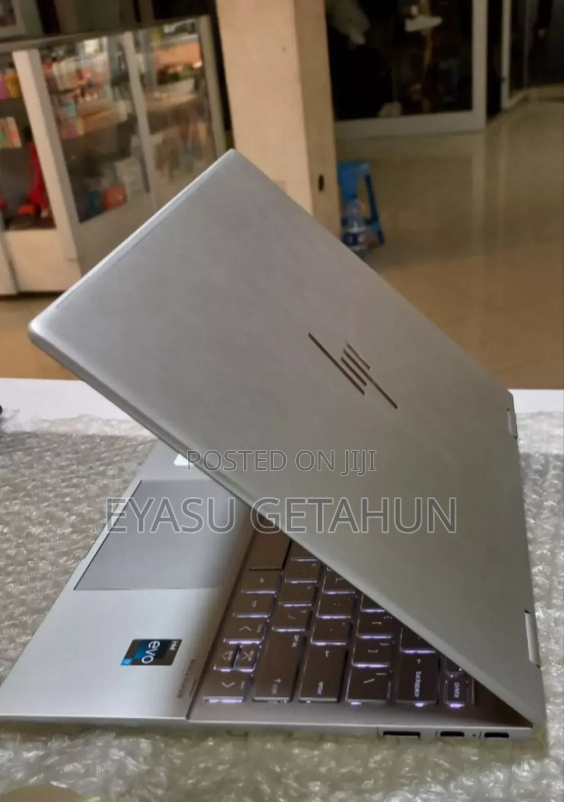 New Laptop HP Envy X360 8GB Intel Core I7 SSD 512GB