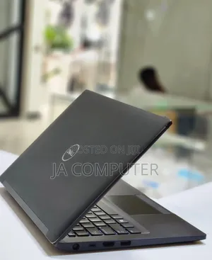 New Laptop Dell Latitude 5310 8GB Intel Core I5 SSD 256GB