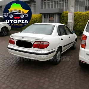 Nissan Sunny 2001 White
