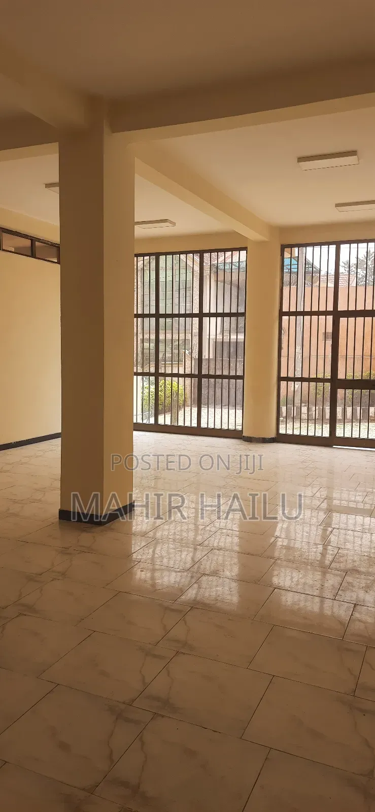 ለቢሮ ለመጋዘን ይቻላል