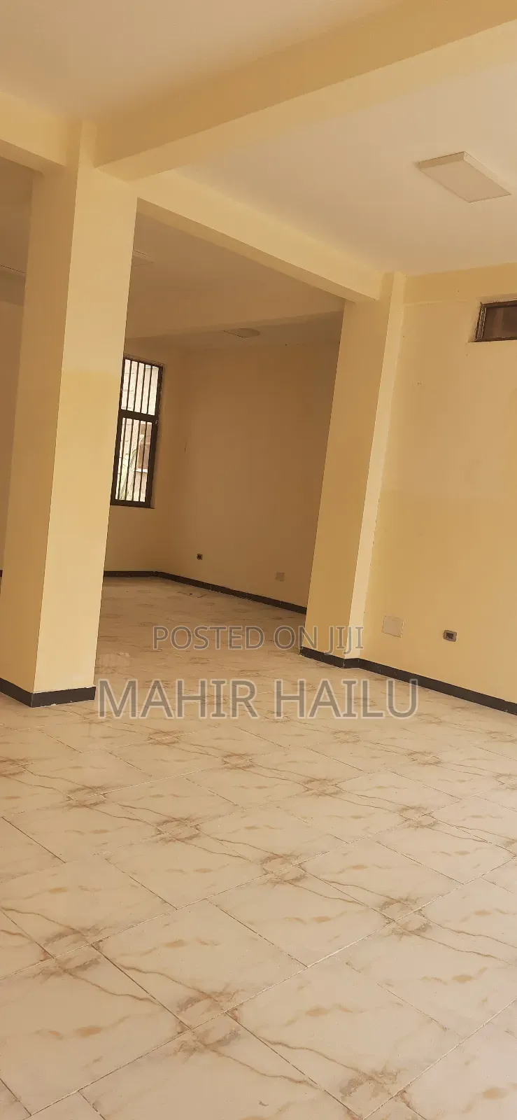 ለቢሮ ለመጋዘን ይቻላል