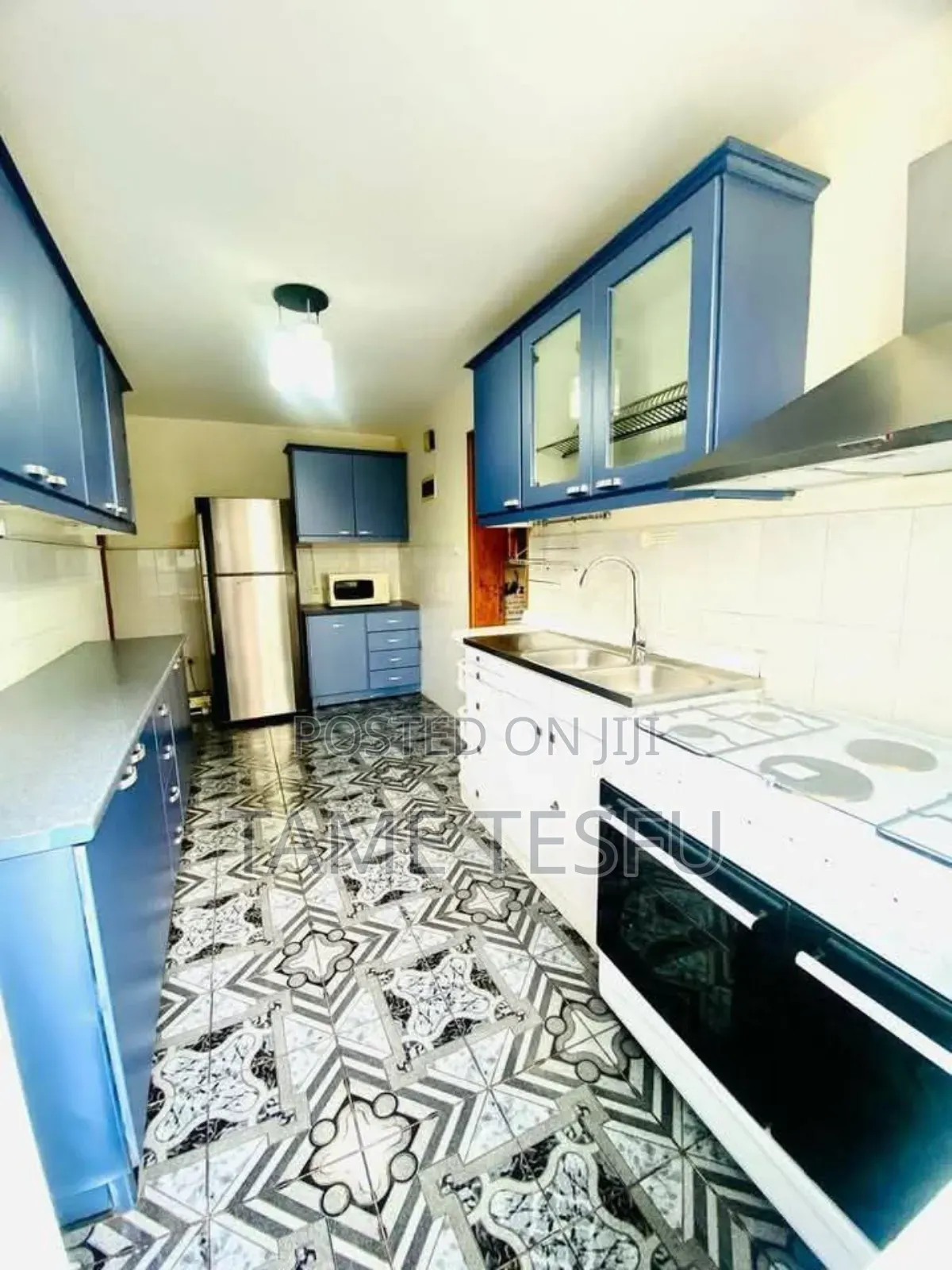 Furnished 6bdrm Villa in Bole Meskel Floor for sale