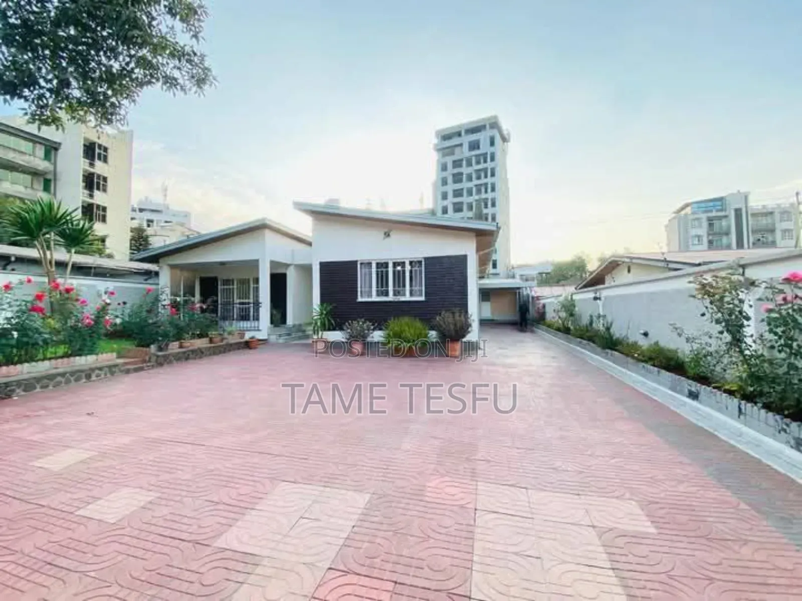 Furnished 6bdrm Villa in Bole Meskel Floor for sale
