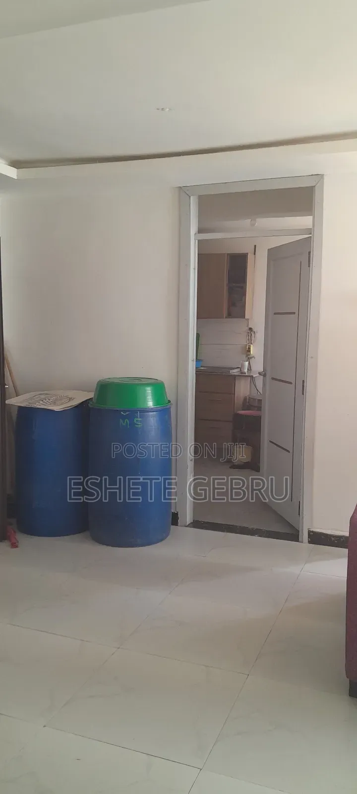 Furnished 3bdrm Condo in 20/80 ኮንዶሚንየም, Akaky Kaliti for sale