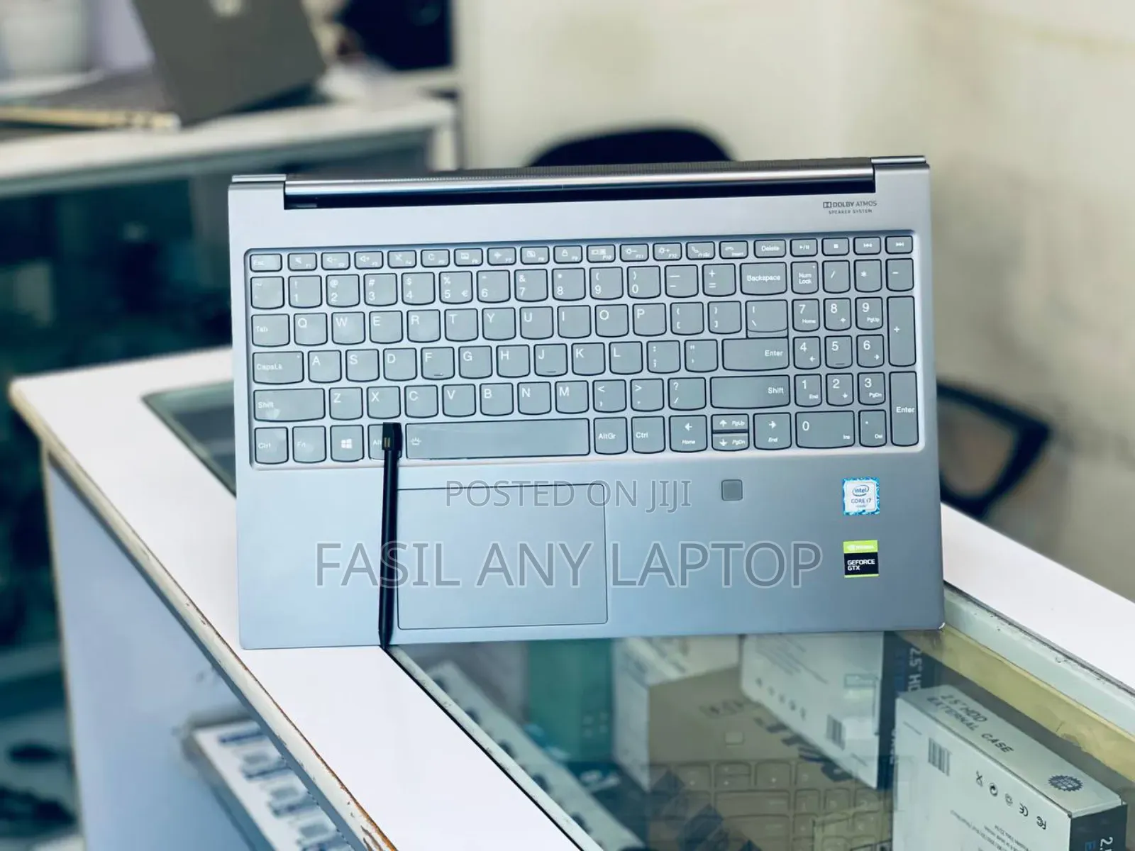 New Laptop Lenovo Yoga 9i 16GB Intel Core I7 SSD 512GB