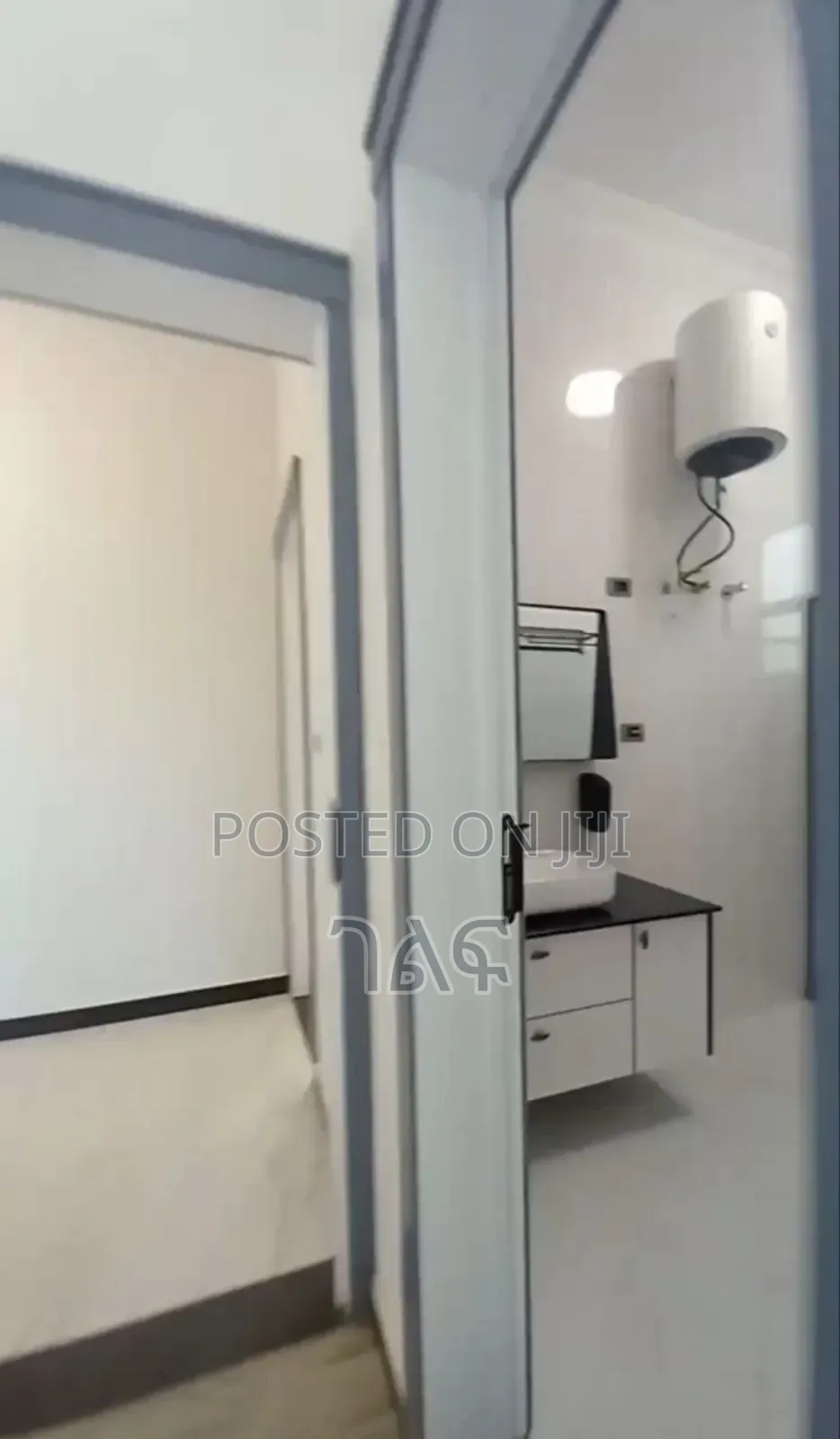 3bdrm Villa in የሚሸጥ ቪላ ሰሚት 250 ካሬ, Bole for sale