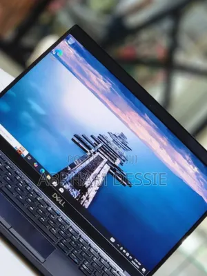 New Laptop Dell 8GB Intel Core I5 SSD 256GB