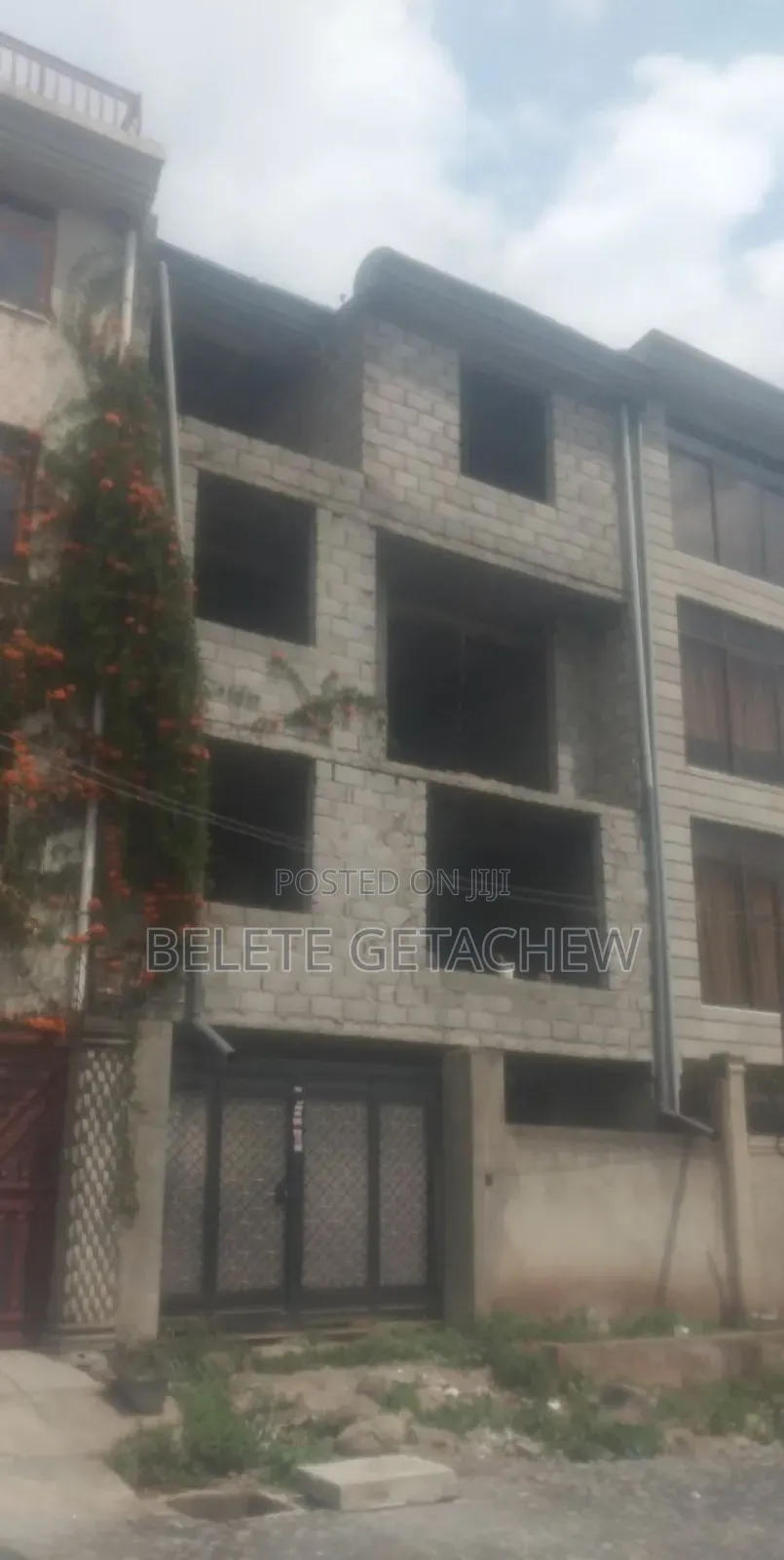 5bdrm House in Semit 72. G+3 House, Bole for sale