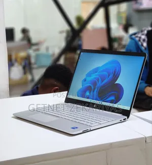 New Laptop HP Stream Notebook 16GB Intel Core I7 SSD 512GB