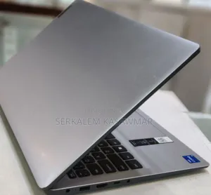 New Laptop Lenovo IdeaPad 1 8GB Intel Core I5 SSD 512GB