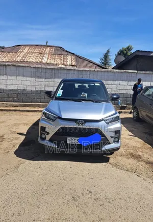 Toyota Raize 1.2 FWD 2023 Silver