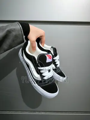 Original Vans Knu Skool ‘Black/White’ WMNS Classic Shoes