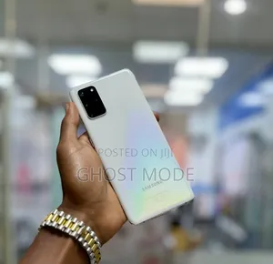 Photo - Samsung Galaxy S20+ 5G 128 GB White