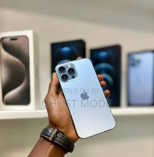 Photo - Apple iPhone 13 Pro Max 256 GB Blue
