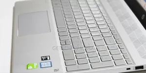 New Laptop HP Pavilion 15 8GB Intel Core I5 SSD 1T