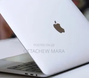 New Laptop Apple MacBook Pro 2019 8GB Intel Core I5 SSD 256GB