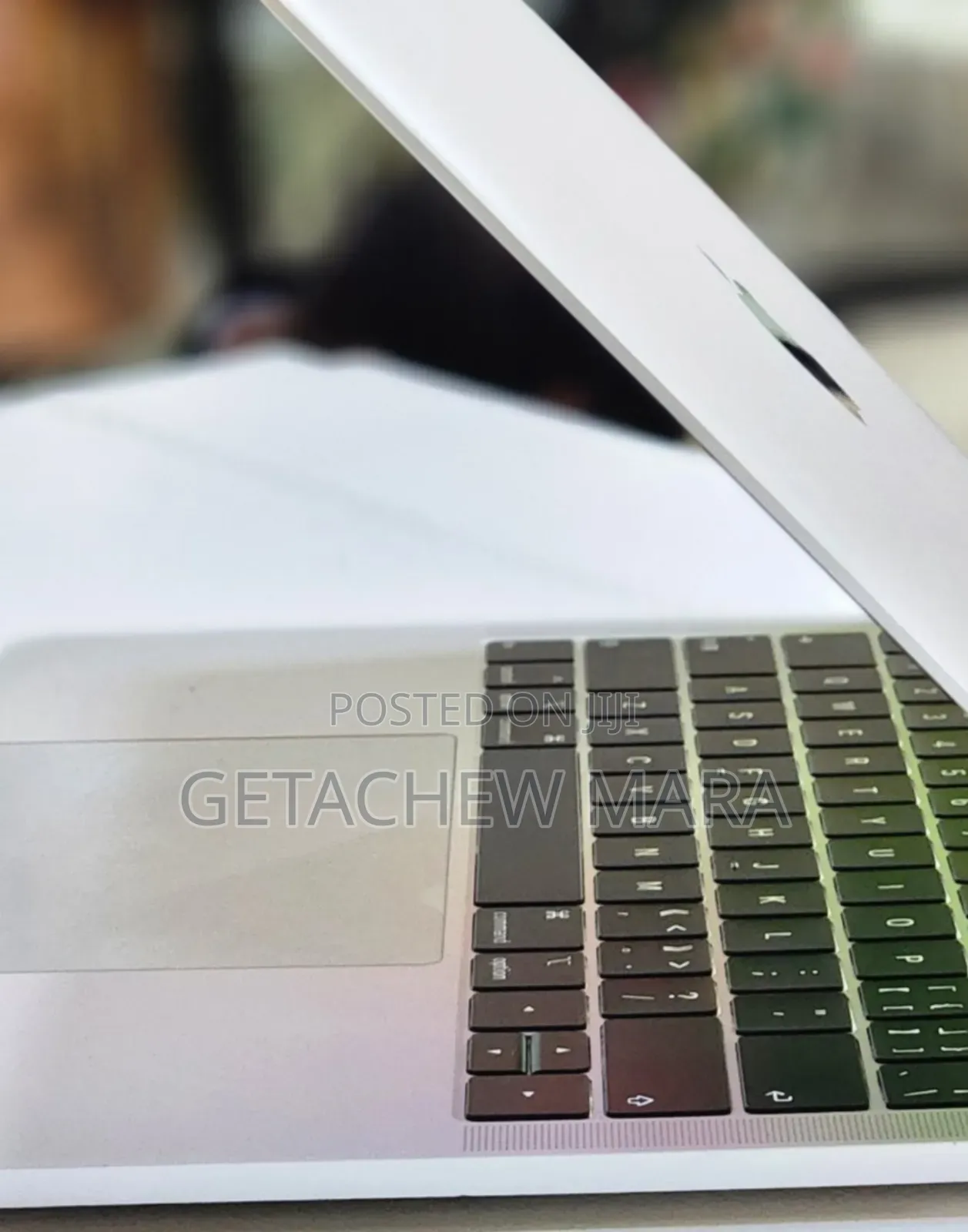 New Laptop Apple MacBook Pro 2019 8GB Intel Core I5 SSD 256GB